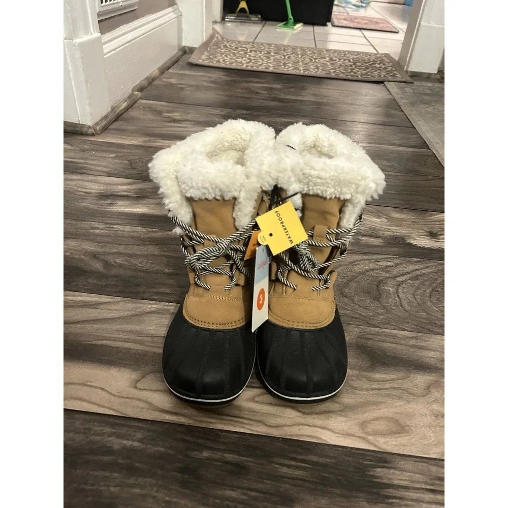 NEW Kids Size 3 Waterproof Winter Snow Boots Cognac Cat and Jack Ski‎ Snowboard
